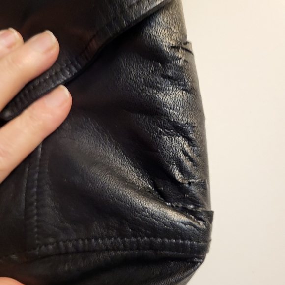 H&M Divided Womens Black Bomber Jacket, Sleek Versatile Design - Size 6 - Picture 6 of 7